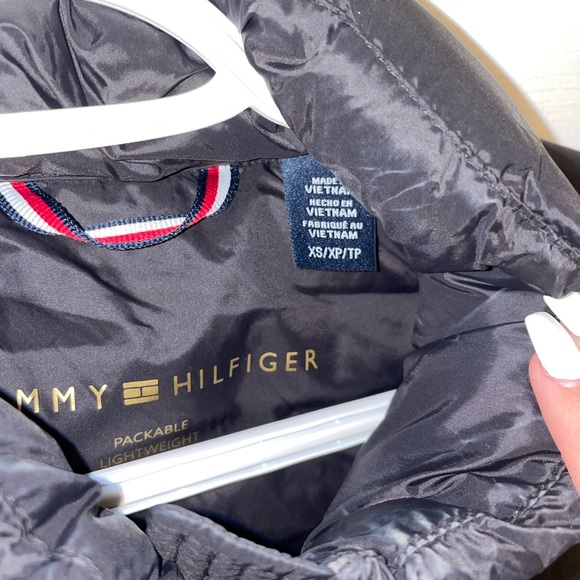 Tommy puffer vest - Picture 3 of 4